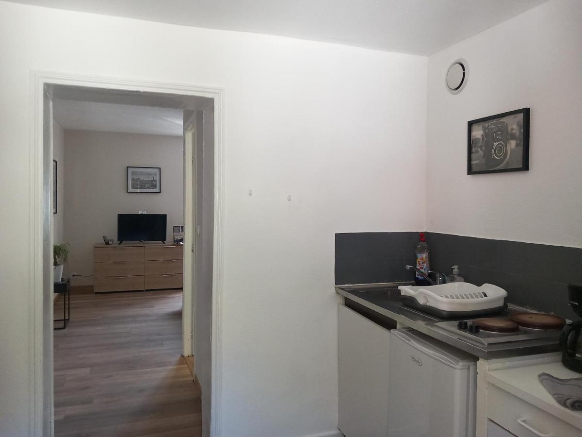 Studio bleu tout équipé avec wifi Le Creusot Exterior foto
